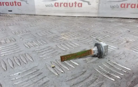 Audi Q3 8U Interior temperature sensor 4B0820539 1101130352