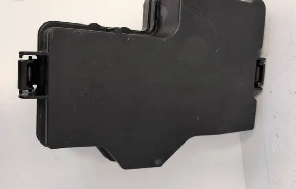 KIA Niro Fuse box cover 91956AO300
