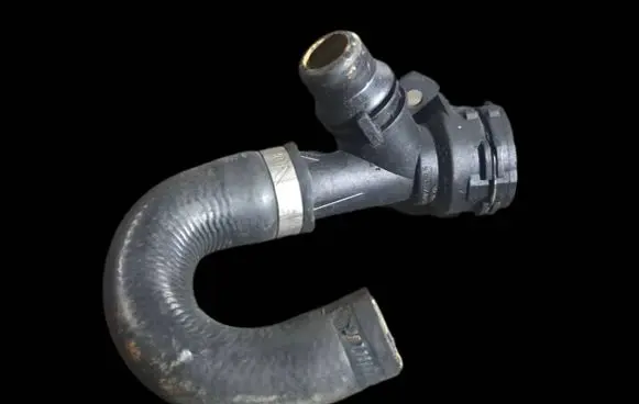 BMW 5 E60 E61 Engine coolant pipe/hose 3914837810