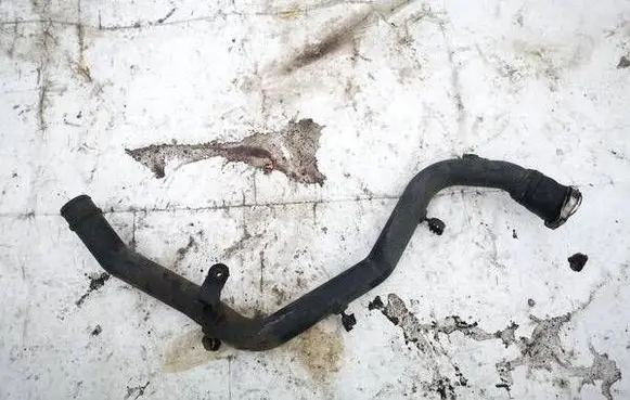 Audi Q7 4L Intercooler hose/pipe 7l0145795s 7l6145770m