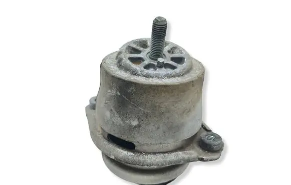 Porsche Cayenne (92A) Engine mount bracket 94837504903