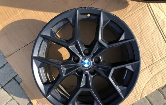 BMW i5 G60 R19 alloy rim 