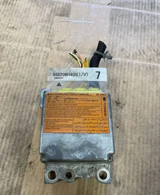 Nissan X-Trail T30 Airbag control unit/module 988208H405