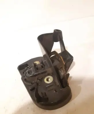 Volkswagen Caddy Rear door lock 7H0843603