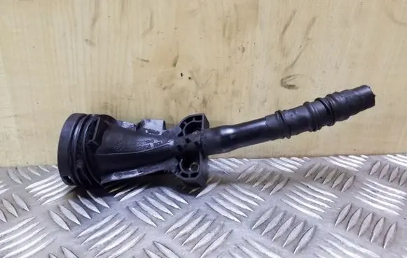Nissan Qashqai+2 Oil fill pipe 8201002393 8201002421