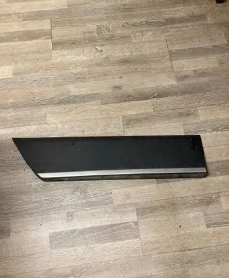 Volvo XC70 Rear door trim (molding) 31283103