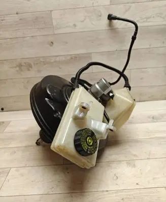 Citroen C4 I Picasso Brake booster 9681194180