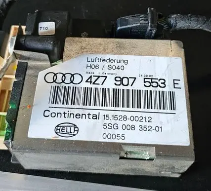 Audi A6 Allroad C5 Suspension control unit/module brak