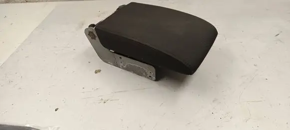 Volkswagen Tiguan Armrest 5M0864207
