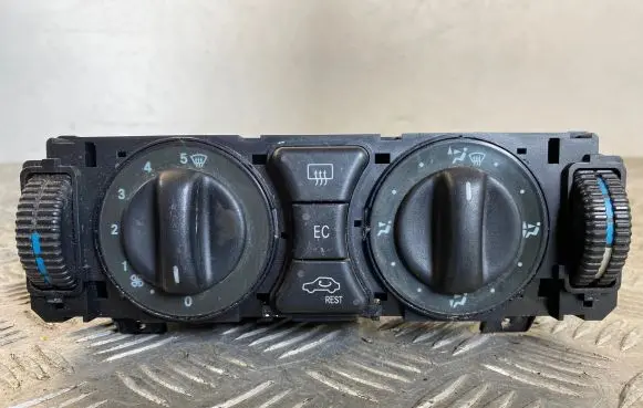 Mercedes-Benz E W210 Climate control unit 2108302885