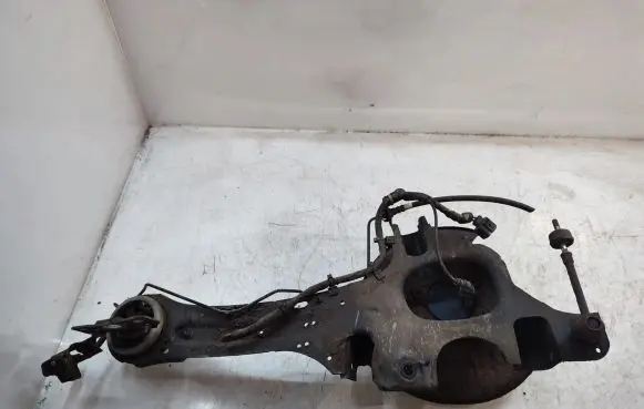 Volvo V70 Rear wheel hub
