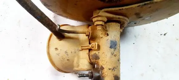 Volkswagen Golf III Master brake cylinder
