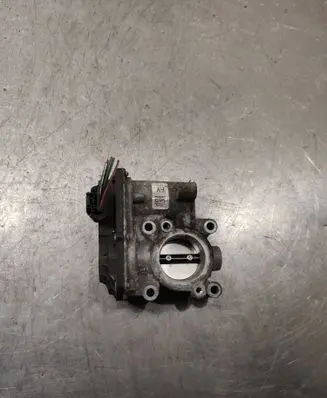 Renault Captur Throttle valve H8201171233 161206038R 358001R2