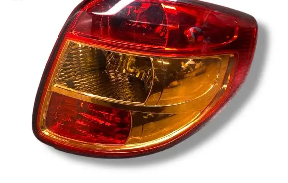 Suzuki SX4 Rear/tail lights 22016684