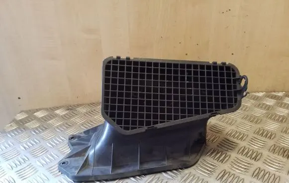 Cabin air duct channel