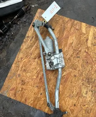 Audi A4 S4 B8 8K Front wiper linkage and motor 8K2955119A