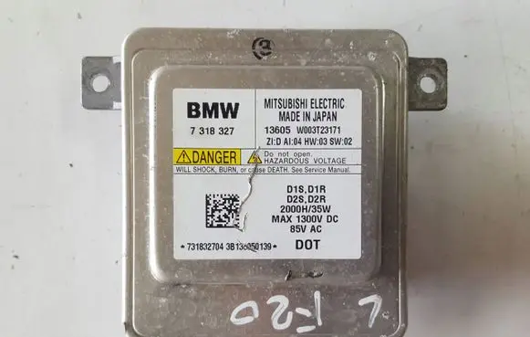 BMW 1 F20 F21 Headlight ballast module Xenon 7318327