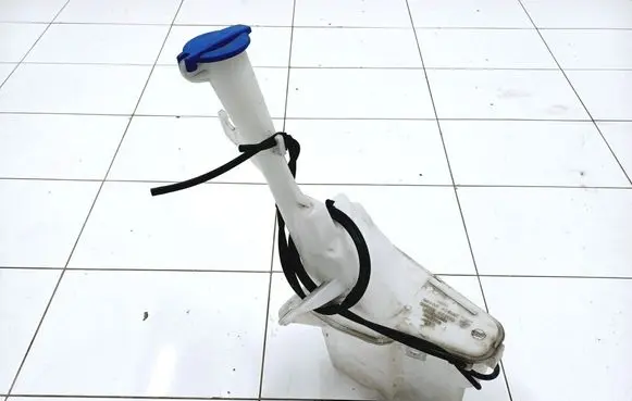 Windshield washer fluid reservoir/tank