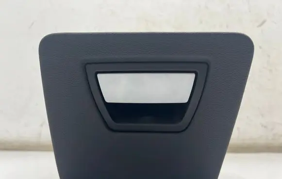 Maserati Ghibli Dashboard storage box/compartment 670012669
