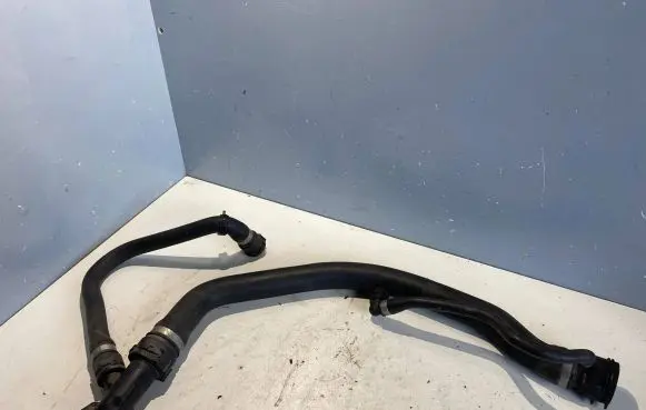 BMW 5 E60 E61 Engine coolant pipe/hose 11122247744 2247744