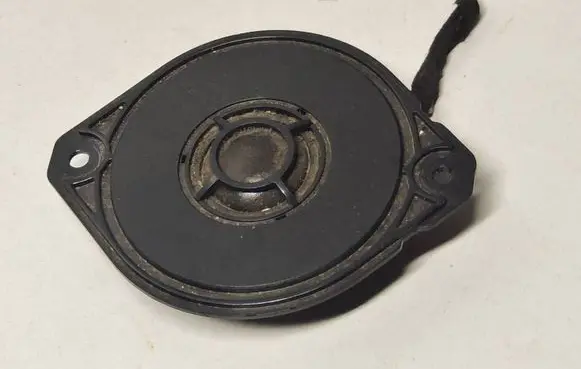 Volkswagen Caddy Panel speaker 