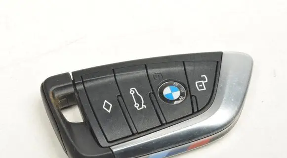 BMW i4 Ignition key/card 