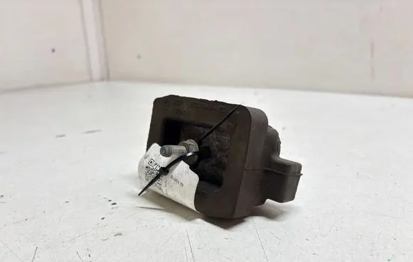 BMW 5 GT F07 Gearbox mount 139811