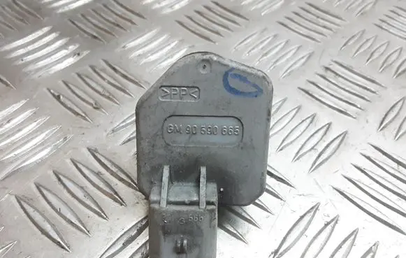 Opel Astra G Headlight level adjustment motor 90590665