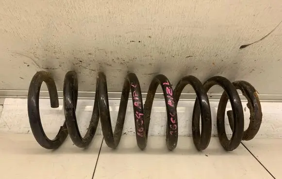 Audi A6 S6 C4 4A Rear coil spring