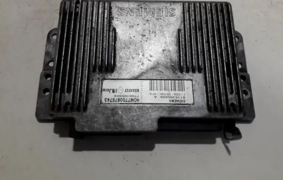 Renault Scenic I Engine control unit/module hom7700875743 h0m7700875743