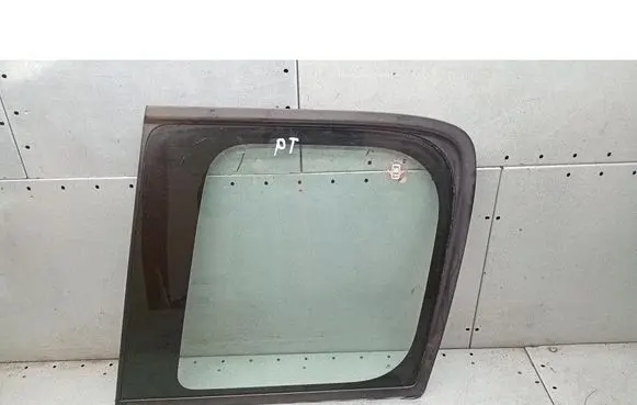 Nissan X-Trail T30 Rear side window 
