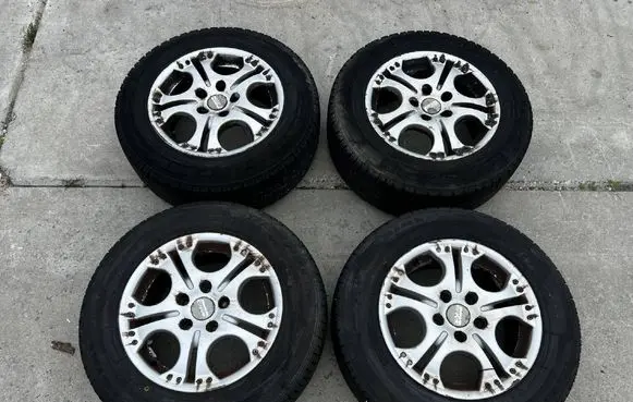 Volkswagen Transporter - Caravelle T4 R15 alloy rim 