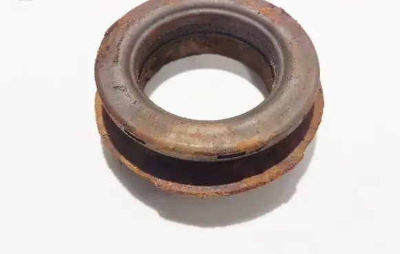 Peugeot 307 Coil spring mount 