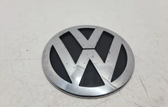 Volkswagen Tiguan Manufacturer badge logo/emblem 3C9853630 2K0853630B