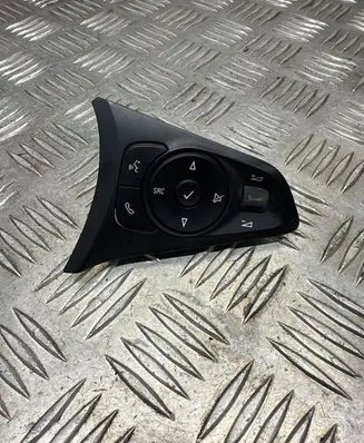 Steering wheel buttons/switches