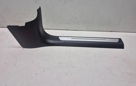 Audi A8 S8 D4 4H Front sill trim cover 4H1867272F