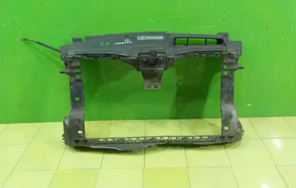 Volkswagen Scirocco Radiator support slam panel 17AB132