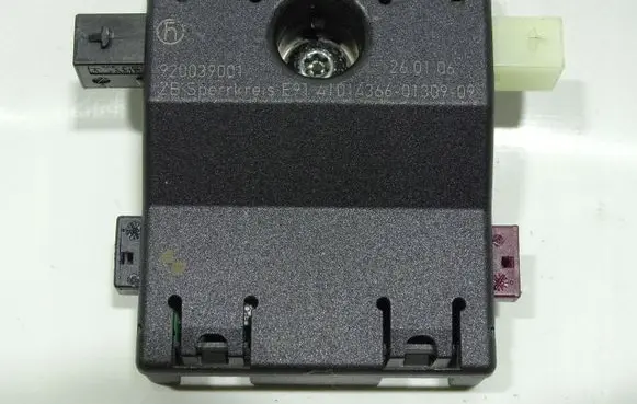 BMW 3 E90 E91 Antenna control unit 6934648