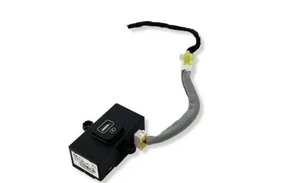 KIA Sorento IV USB socket connector 96125P2600 46561