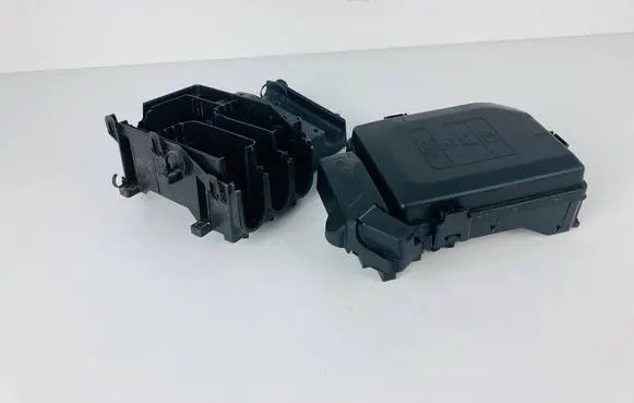 Opel Astra K Fuse box set 39040855