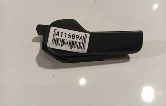 Skoda Octavia Mk2 (1Z) Engine bonnet (hood) release handle 1J1823633