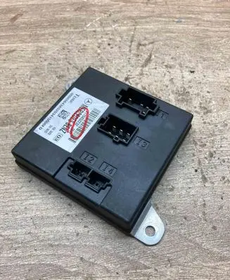Mercedes-Benz E W211 Door control unit/module 2115452232