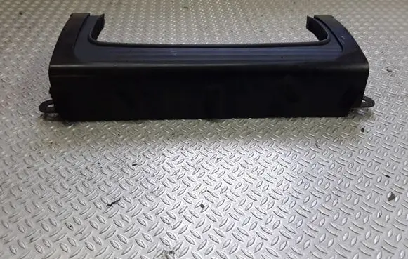 Steering wheel column trim