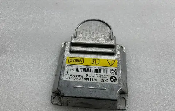 BMW 2 F22 F23 Airbag control unit/module 6863386 0265020616