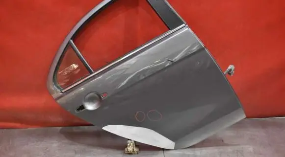 Mitsubishi Lancer VIII Rear door