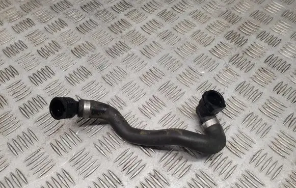 BMW 5 F10 F11 Engine coolant pipe/hose 7619689