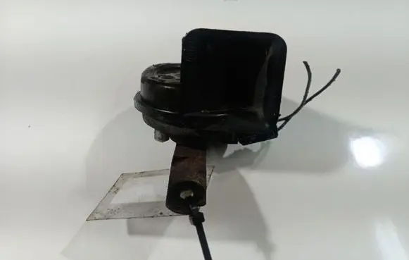 Chrysler Sebring (JS) Horn signal 001157