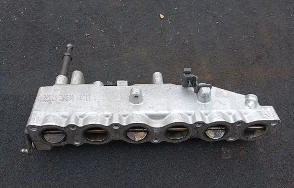 Hyundai ix 55 Intake manifold 283103A500