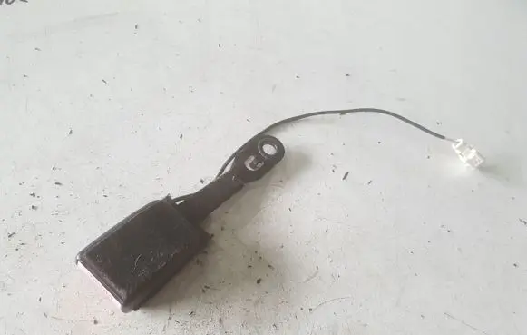 Peugeot 407 Front seatbelt buckle