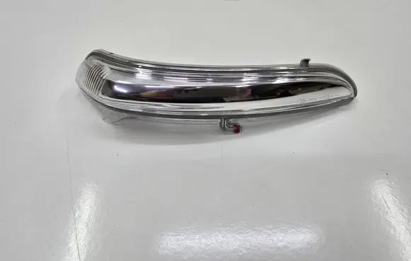 Peugeot 208 II Mirror indicator light 1607512580